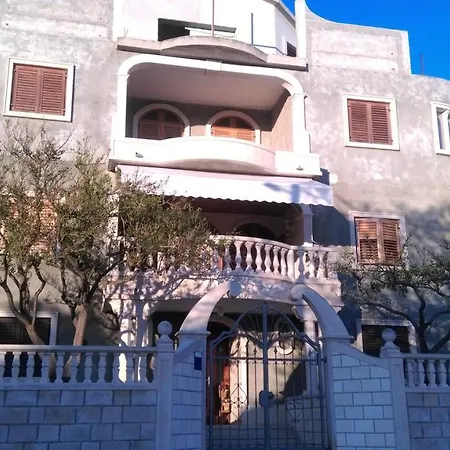 Comfortable In With Sea View 22 M² Apartment Sumartin