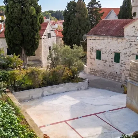 Comfortable In With Sea View - 22 M² Sumartin