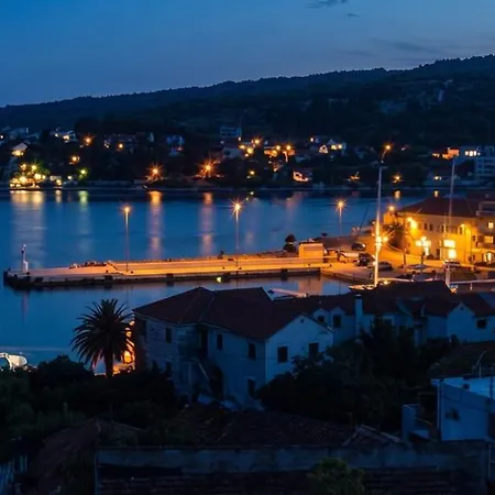 Comfortable In With Sea View - 22 M² Апартаменти Сумартін