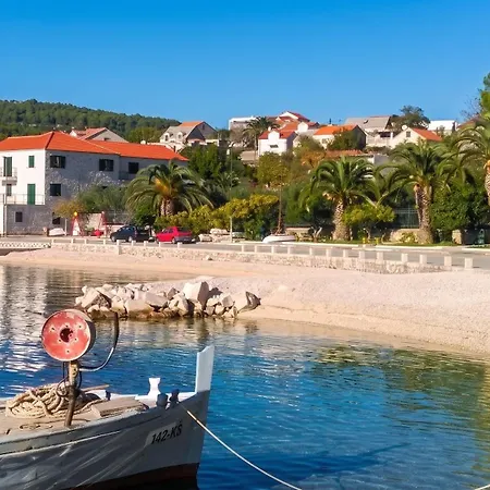 Comfortable In With Sea View - 22 M² Sumartin