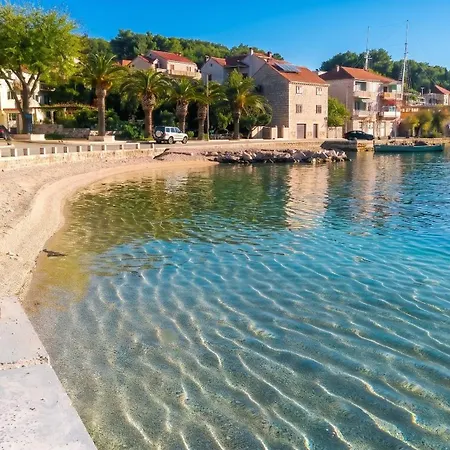 Comfortable In With Sea View - 22 M² Apartment Sumartin
